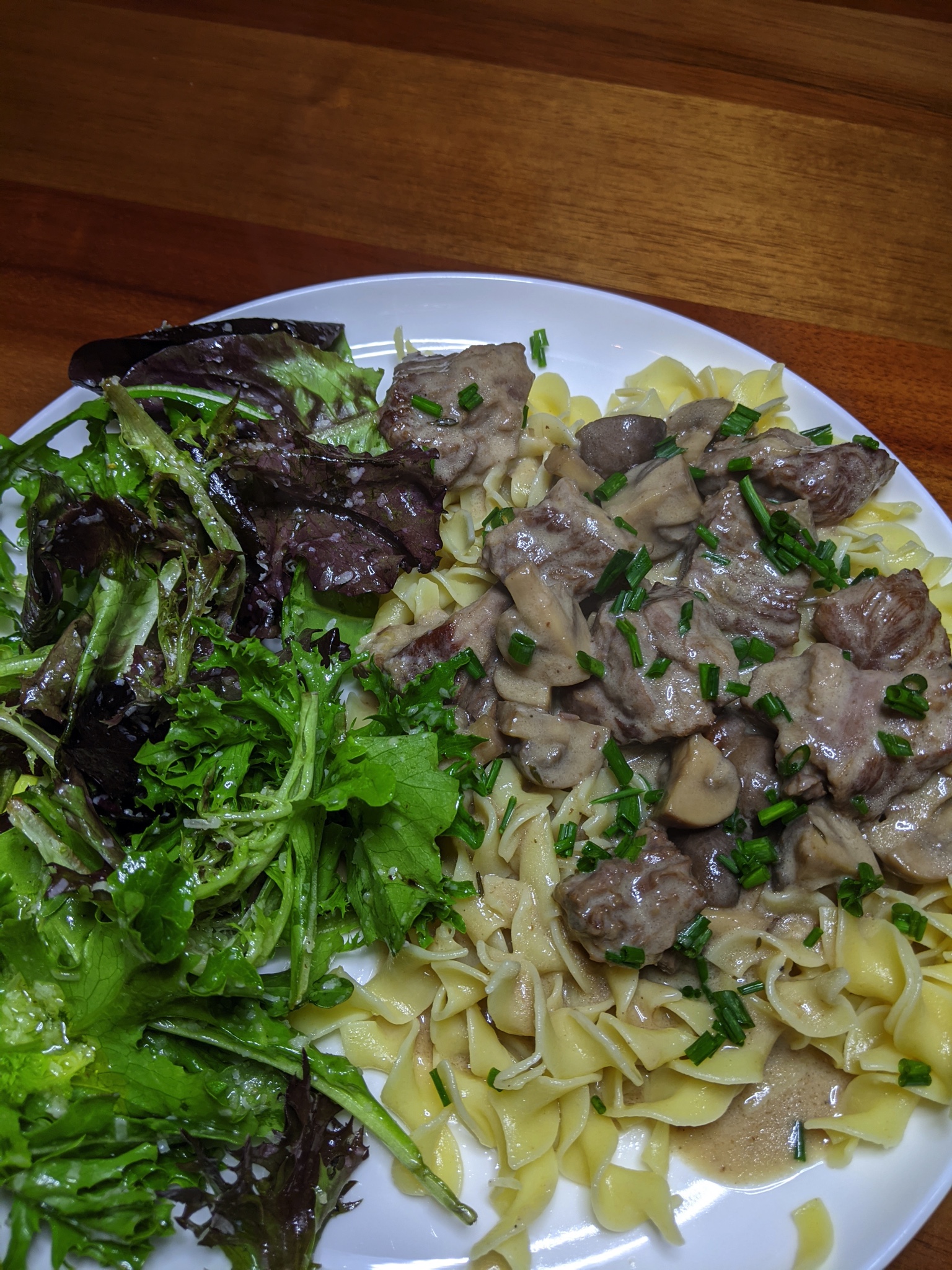 Simple pressure cooker Beef Stroganoff